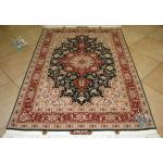 Zar-o-nim Tabriz Handwoven Carpet Heris Design