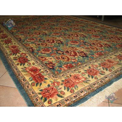 Six Meter Sanandaj Carpet Handmade Rose Design