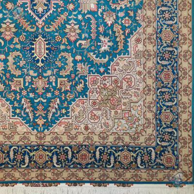 Six Meter Tabriz Carpet Handmade Heris Design