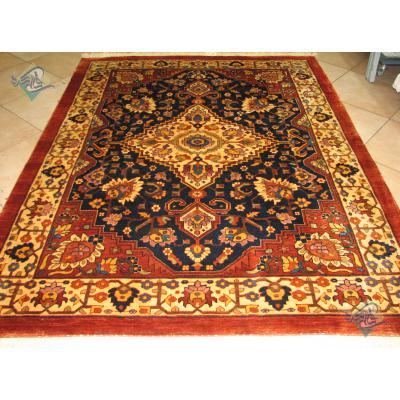 قالیچه دستباف قشقایی پشم دستریس و رنگ گیاهی 