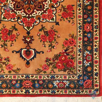 Zar_O_Nim Carpet Bakhtiari Handmade Medallion Rose Design