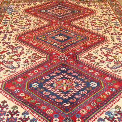 Zar_O_Nim Carpet Yalameh Borojen Handmade Three pools Design