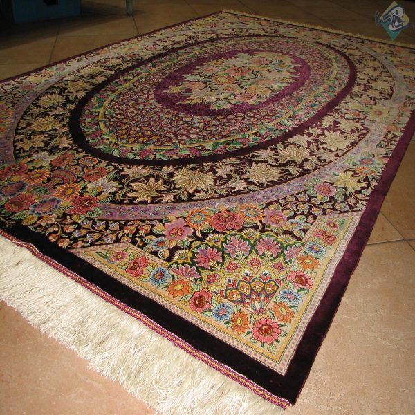 قالیچه دستباف تمام ابریشم قم طرح گلستان تولیدی صبوری هشتاد رج - Image 5