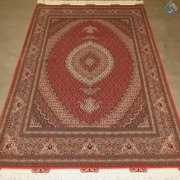 قالیچه دستباف طرح جدید ماهی نه متن کمال الملک پنجاه رج گل ابریشم - Image 3
