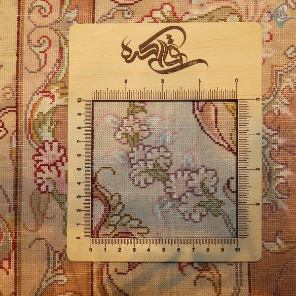 قالیچه تبریز دستباف طرح جدید رضایی چله و گل ابریشم رنگ خاص - Image 7