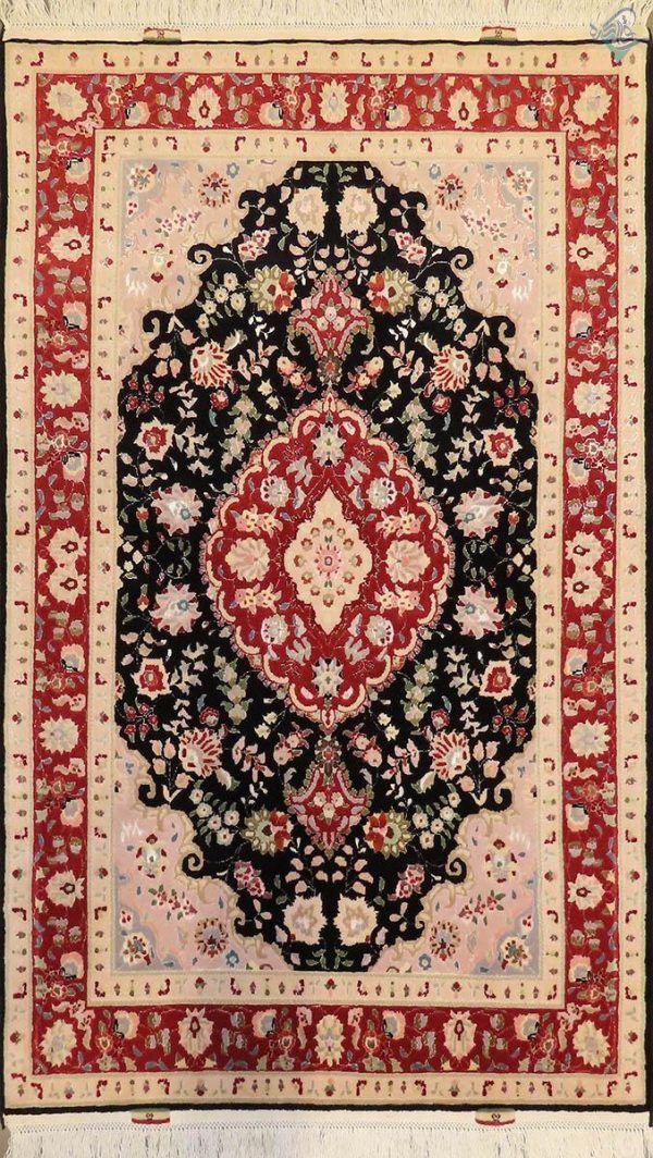 ذرع و نیم دستباف تبریز گل ابریشم پنجاه