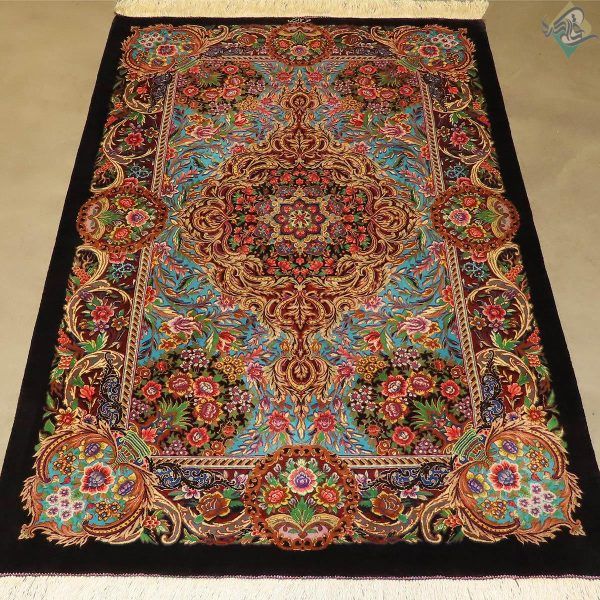 ذرع و نیم دستباف تمام ابریشم قم طرح جدید گل سرخی قالیکده هشتاد رج - Image 7