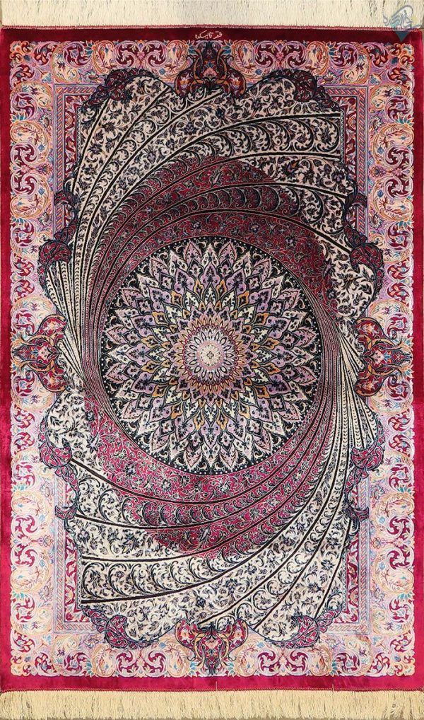 ذرع و نیم دستباف تمام ابریشم قم طرح جدید