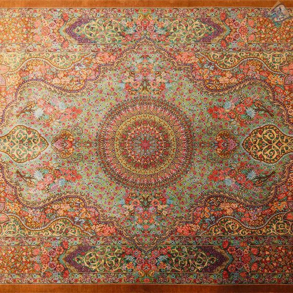 ذرع و نیم دستباف تمام ابریشم قم طرح لچک ترنج امیری زاده هشتاد رج - Image 9