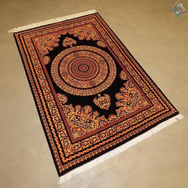 ذرع و نیم دستباف تمام ابریشم قم طرح جدید ورساچه تولیدی امیران - Image 6