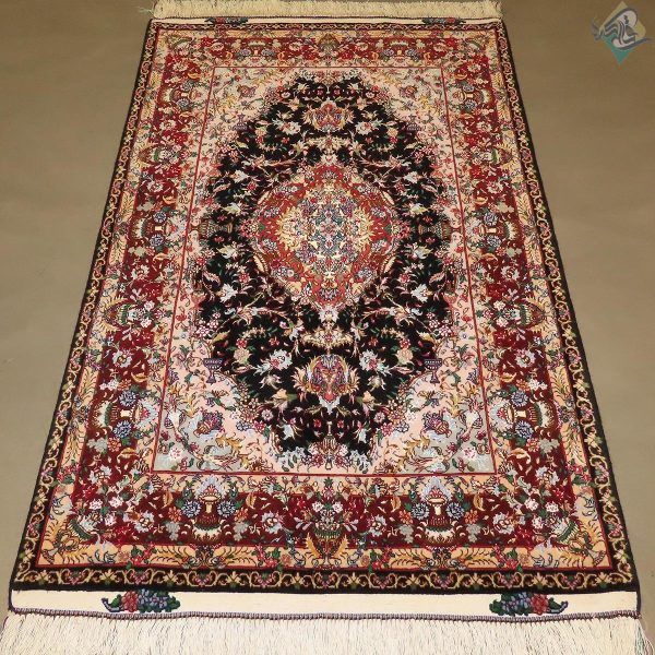 ذرع و نیم دستباف تبریزطرح جدید نشاط دورگلیم بافدارچله و گل ابریشم - Image 2