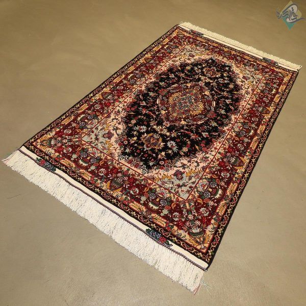 ذرع و نیم دستباف تبریزطرح جدید نشاط دورگلیم بافدارچله و گل ابریشم - Image 6
