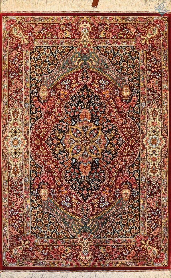ذرع نیم دستباف تمام ابریشم قم