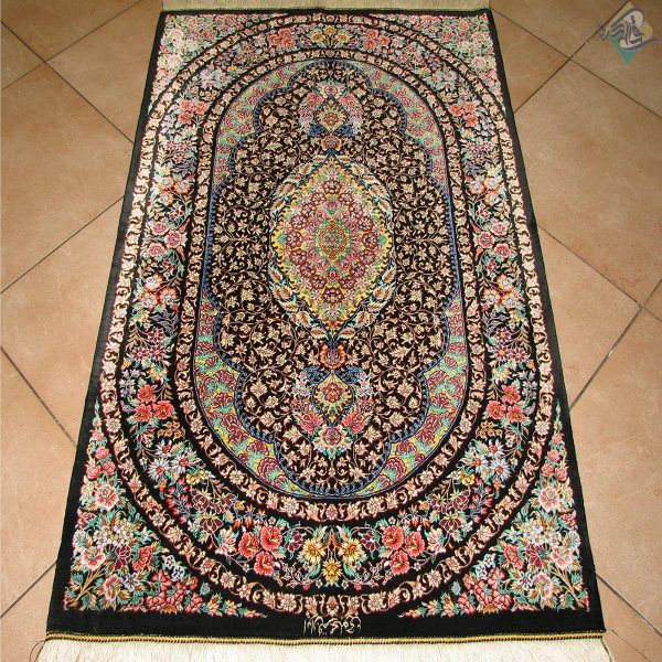 ذرع و چهارک دستباف تمام ابریشم قم مارک محلوجی ریز باف - Image 2
