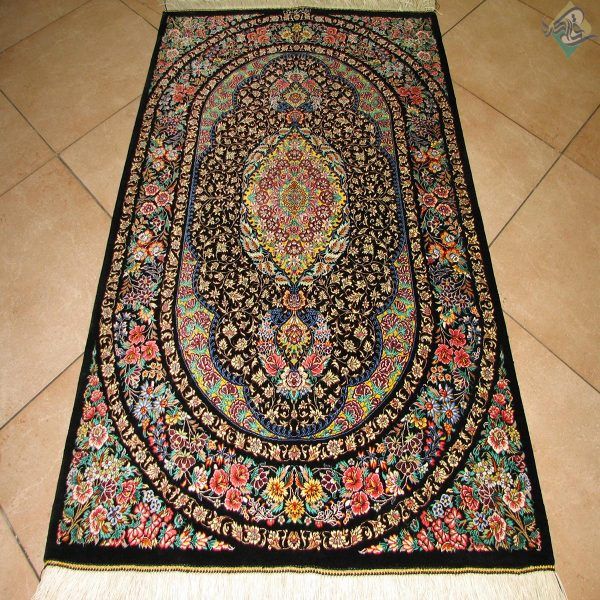 ذرع و چهارک دستباف تمام ابریشم قم مارک محلوجی ریز باف - Image 3