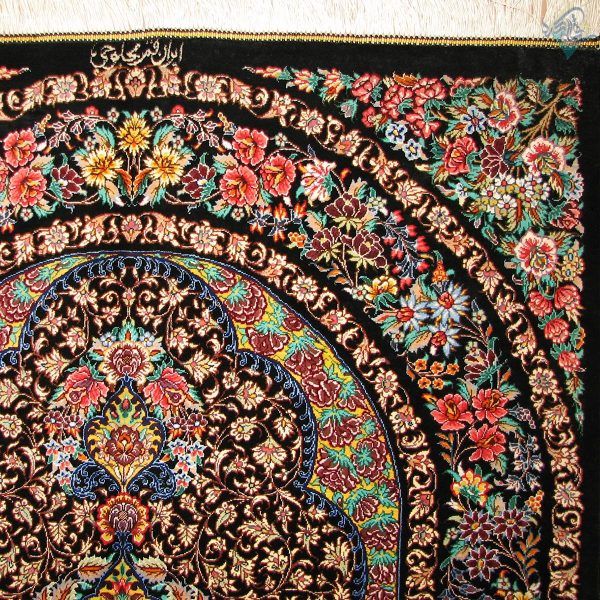 ذرع و چهارک دستباف تمام ابریشم قم مارک محلوجی ریز باف - Image 5