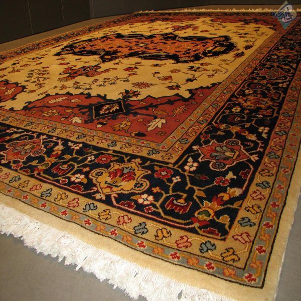 حدود دوازده متری دستباف هریس بخشایش طرح لچک ترنج خاص رنگ گیاهی - Image 6
