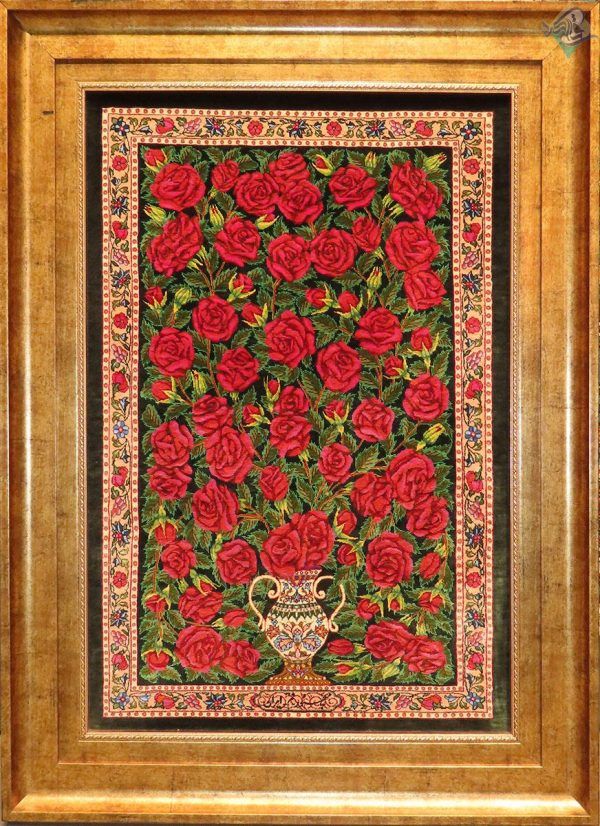 تابلو فرش دستباف تمام ابریشم قم طرح گلدانی گلرز