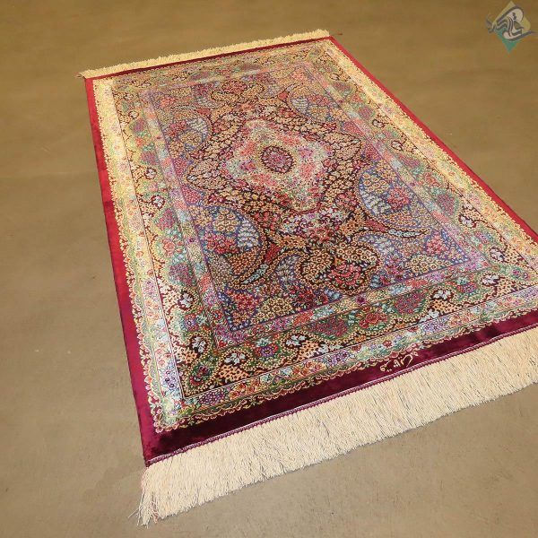 ذرع و چهارک دستباف تمام ابریشم قم طرح گلریز تولید قالیکده تاروپود - Image 5