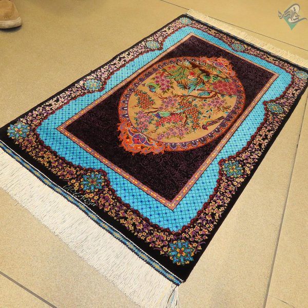سایز پشتی دستباف تمام ابریشم قم طرح ترنجی گل و بلبل صادق زاده - Image 6