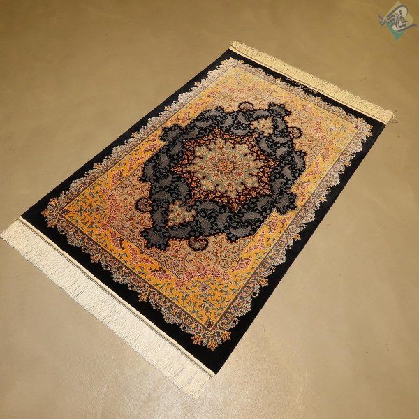 ذرع وچهارک دستباف تمام ابریشم قم طرح لچک ترنج تولیدی مایوسی - Image 6