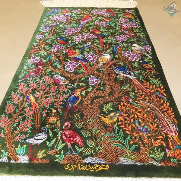 تابلوی دستباف تمام ابریشم قم طرح جنگل پرندگان تولیدی احمدی - Image 3
