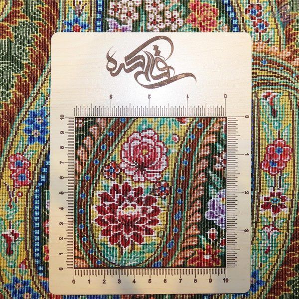 تابلوی دستباف تمام ابریشم قم طرح بته جغه تولیدی احمدی - Image 3