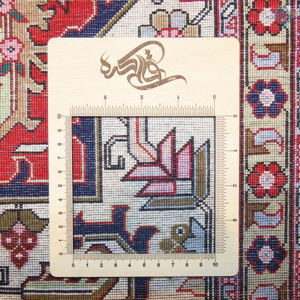 شش متری دستباف تبریز طرح هریس گل ابریشم پنجاه رج رنگ خاص - Image 7