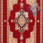 قالی دستباف تبریز طرح جدید کف ساده گل ابریشم
