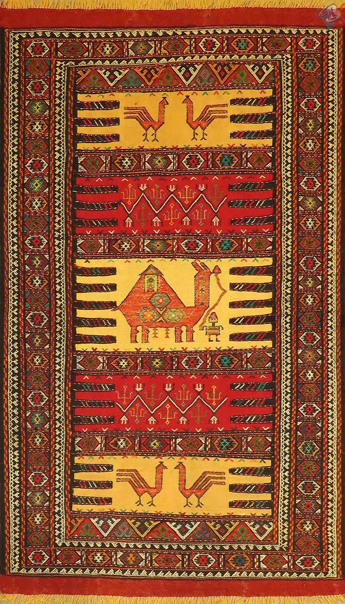 قالیچه دستباف گلیم سوزنی کرد باف قوچانی با نقوش ذهنی