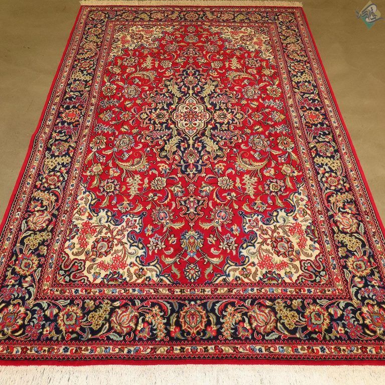 قالیچه دستباف کرک قم نقش اصیل لچک ترنج لاکی